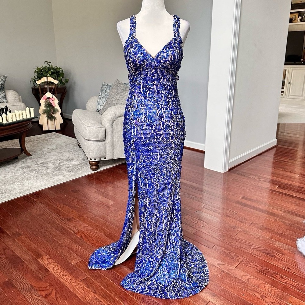 Vintage 2000s Hailey Logan Fully Sequin Blue Sexy Open Back Blue Gown Dress 1/2